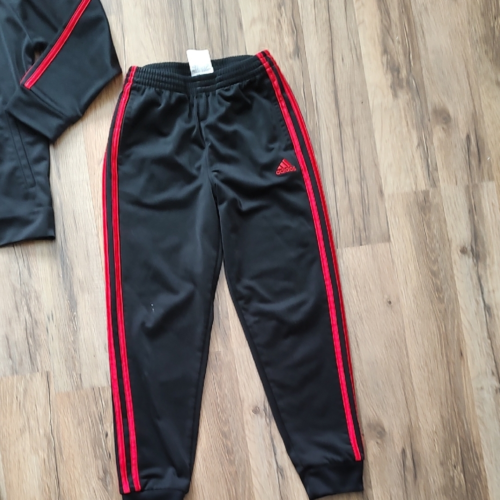 Adidas Black Tracksuit with Red Accents Size 7 - Picture 4 of 6